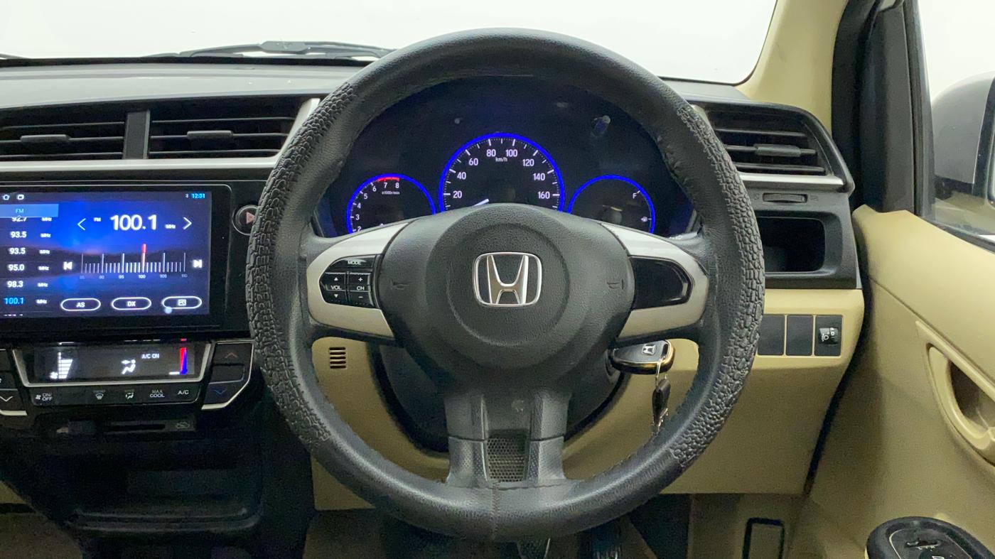 2017 Honda Amaze 1.2L I-VTEC S, CNG, Manual, 95,120 km, Steering Wheel Close Up