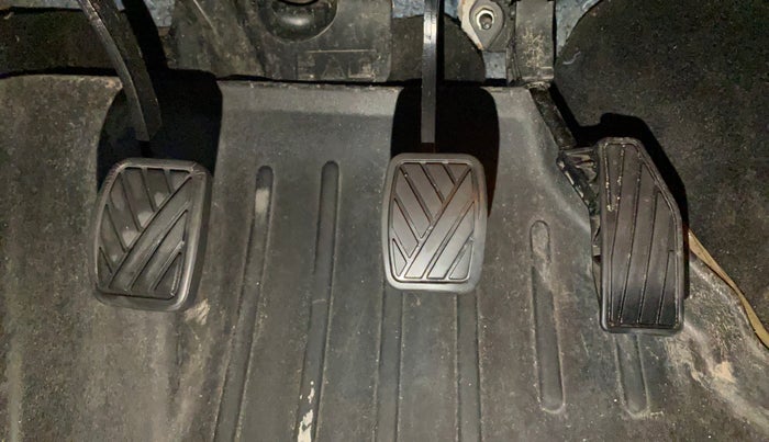 2022 Toyota Glanza G, Petrol, Manual, 68,253 km, Pedals