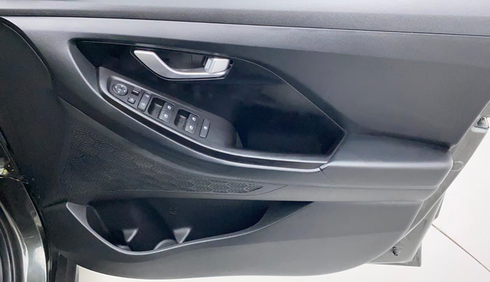 2021 Hyundai Creta SX 1.4 TURBO DCT, Petrol, Automatic, 5,811 km, Driver Side Door Panels Control
