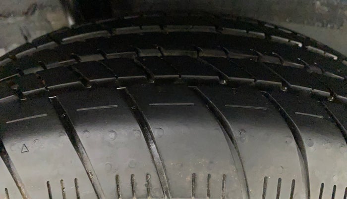 2023 Honda Amaze 1.2L I-VTEC S, Petrol, Manual, 2,634 km, Right Rear Tyre Tread