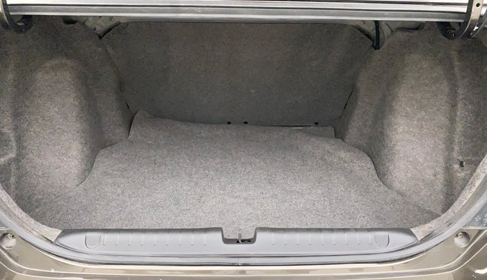 2023 Honda Amaze 1.2L I-VTEC S, Petrol, Manual, 2,634 km, Boot Inside