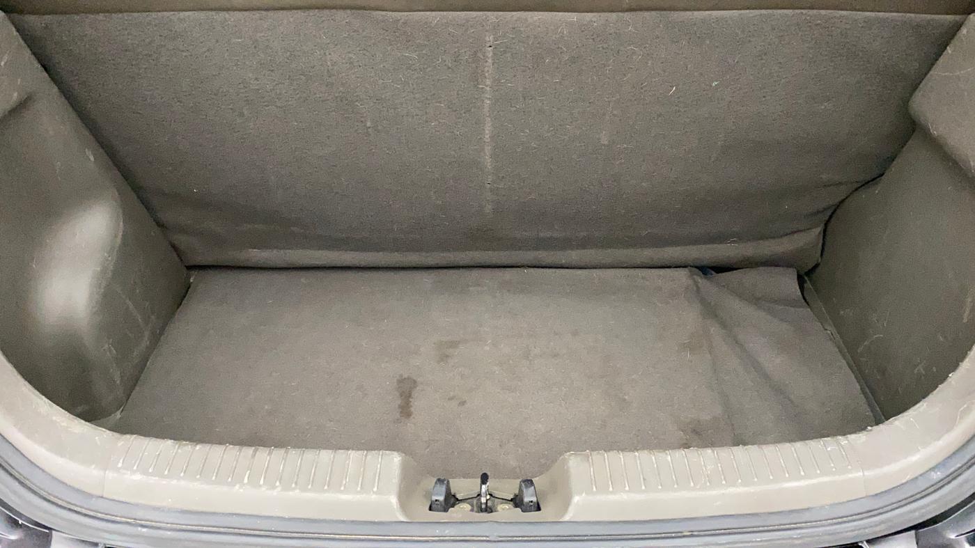 2013 Hyundai i10 ERA 1.1, Petrol, Manual, 46,643 km, Boot Inside