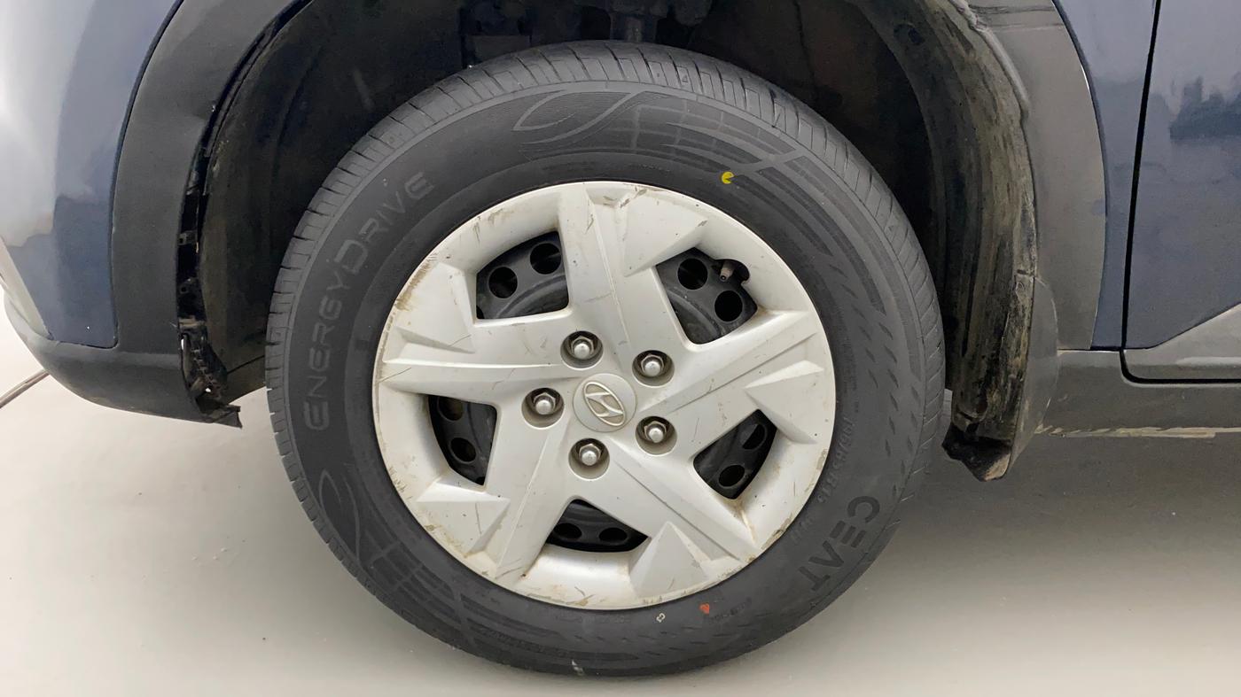 2019 Hyundai VENUE S 1.2, Petrol, Manual, 59,177 km, Left Front Wheel