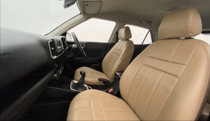 2019 Hyundai VENUE S 1.2, Petrol, Manual, 59,177 km, Right Side Front Door Cabin