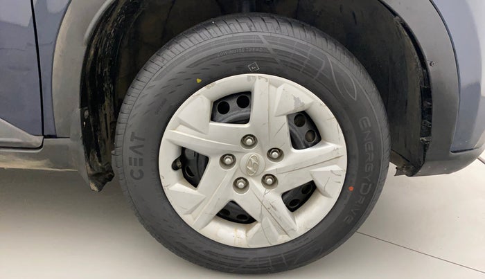 2019 Hyundai VENUE S 1.2, Petrol, Manual, 59,177 km, Right Front Wheel