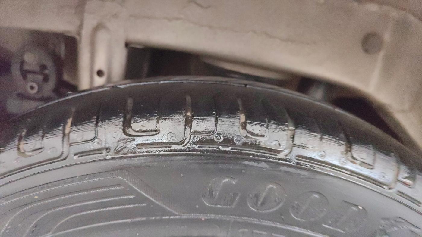 2015 Maruti Alto K10 VXI AMT, Petrol, Automatic, 89,591 km, Right Rear Tyre Tread