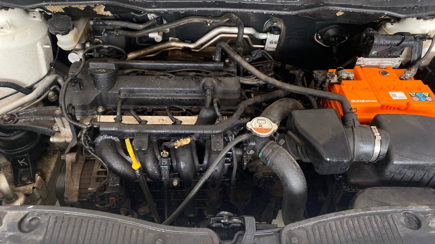 2013 Hyundai i20 MAGNA (O) 1.2, Petrol, Manual, 43,856 km, Engine View