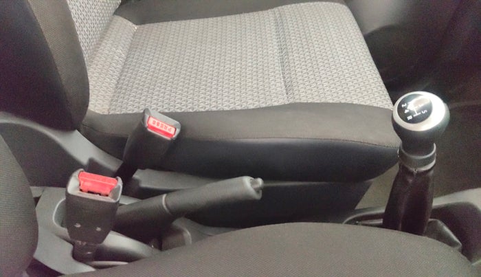 2012 Maruti Wagon R 1.0 LXI CNG, CNG, Manual, 64,643 km, Gear Lever