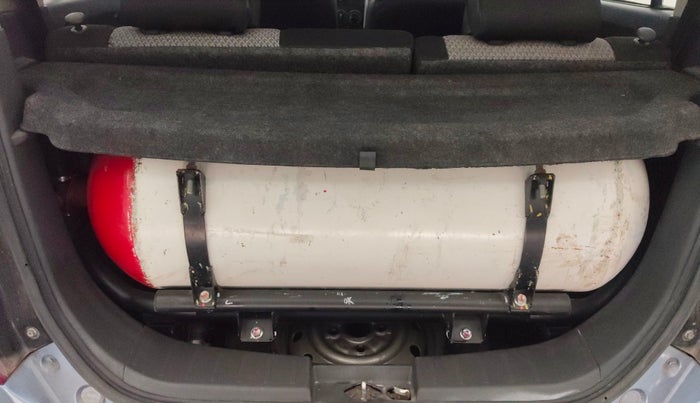 2012 Maruti Wagon R 1.0 LXI CNG, CNG, Manual, 64,643 km, Boot Inside