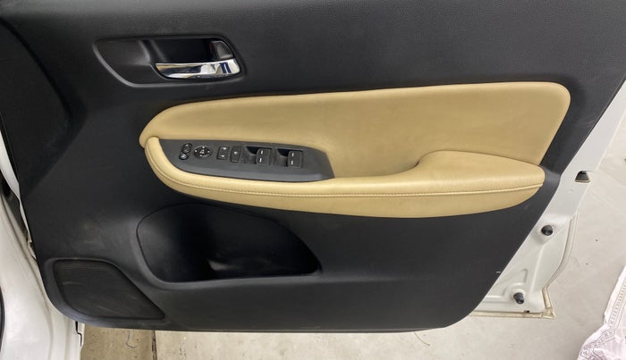 2021 Honda City 1.5L I-VTEC ZX CVT, Petrol, Automatic, 35,736 km, Driver Side Door Panels Control