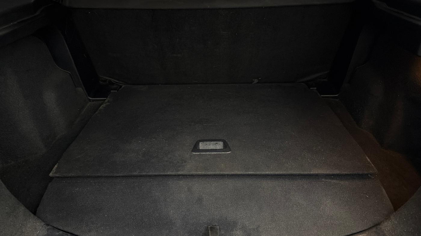 2021 Tata Harrier XT PLUS 2.0L KRYOTEC DARK EDITON, Diesel, Manual, 92,452 km, Boot Inside