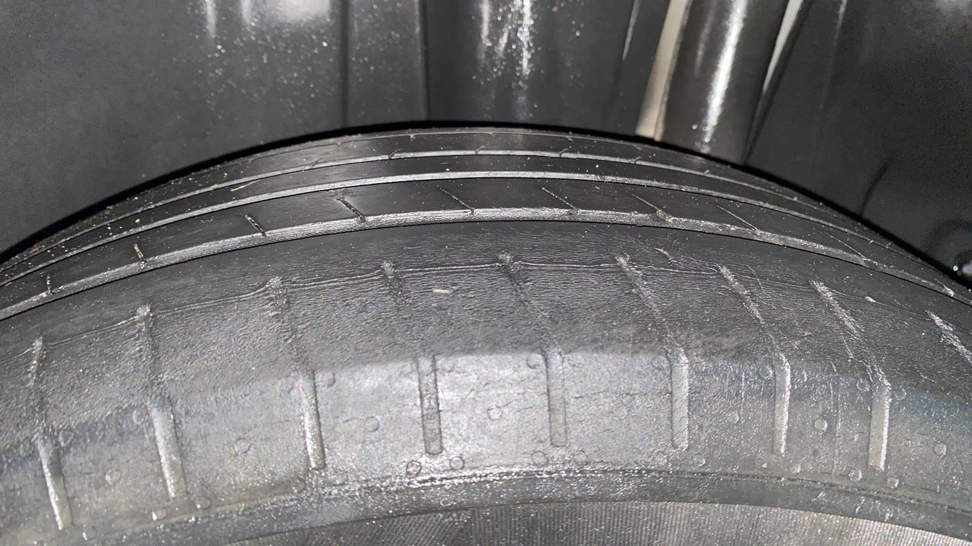 2015 Maruti S Cross DELTA 1.6, Diesel, Manual, 69,587 km, Left Rear Tyre Tread