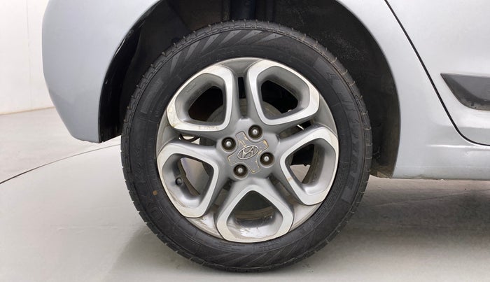 2019 Hyundai Elite i20 ASTA (O) CVT, Petrol, Automatic, 91,916 km, Right Rear Wheel