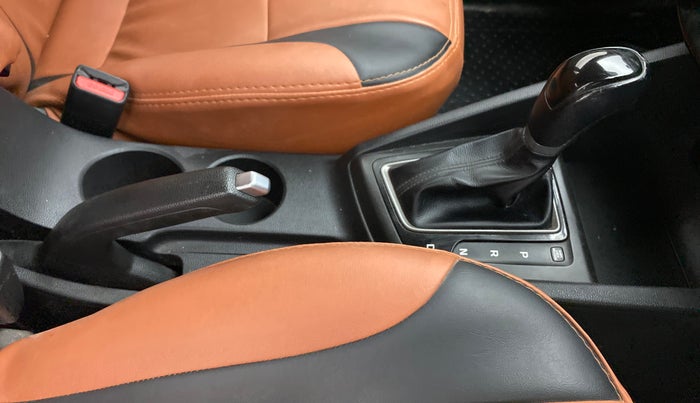 2019 Hyundai Elite i20 ASTA (O) CVT, Petrol, Automatic, 91,916 km, Gear Lever