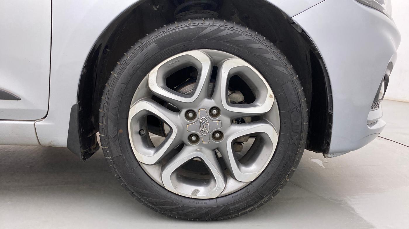 2019 Hyundai Elite i20 ASTA (O) CVT, Petrol, Automatic, 91,916 km, Right Front Wheel