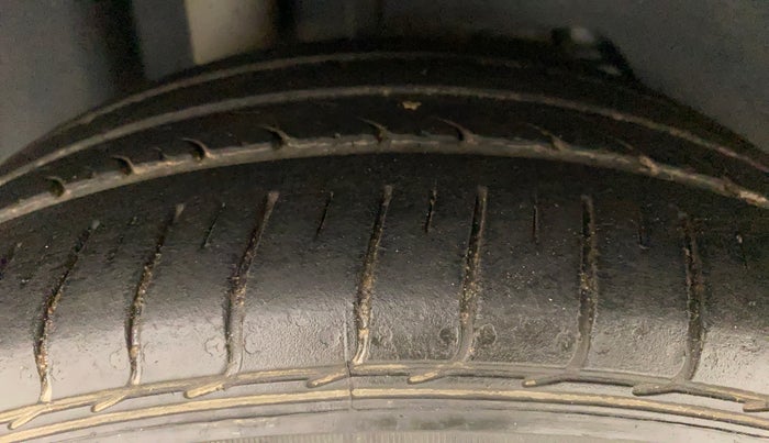 2019 Ford FREESTYLE TITANIUM 1.2 PETROL, Petrol, Manual, 32,485 km, Right Rear Tyre Tread