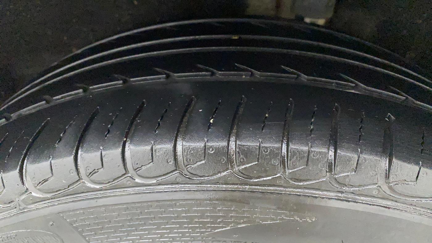 2019 Ford Ecosport TITANIUM 1.5L DIESEL, Diesel, Manual, 47,678 km, Left Rear Tyre Tread