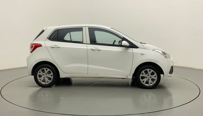 2016 Hyundai Grand i10 MAGNA 1.2 KAPPA VTVT, Petrol, Manual, 49,128 km, Right Side View
