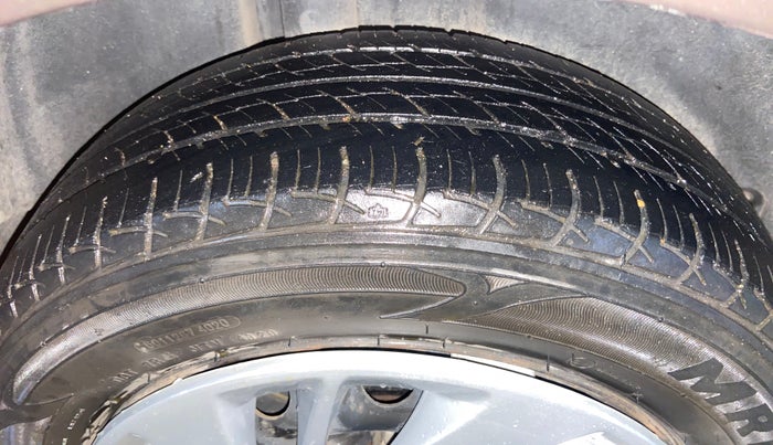 2020 Skoda Rapid ACTIVE 1.0 TSI AT, Petrol, Automatic, 30,267 km, Right Rear Tyre Tread