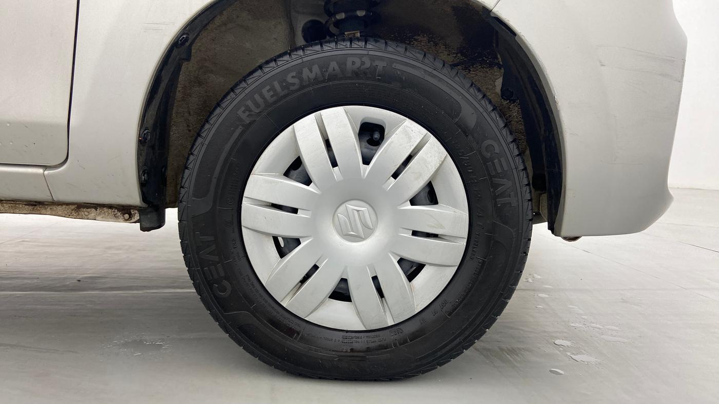 2020 Maruti Alto LXI, Petrol, Manual, 2,542 km, Right Front Wheel
