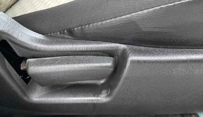 2020 Maruti Alto LXI, Petrol, Manual, 2,542 km, Driver Side Adjustment Panel