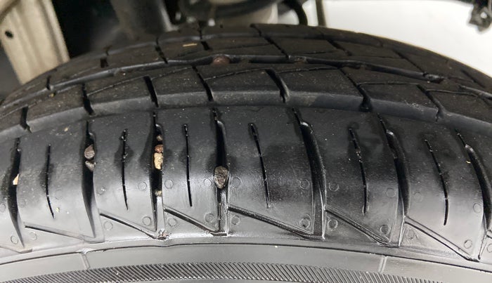 2020 Maruti Alto LXI, Petrol, Manual, 2,542 km, Left Rear Tyre Tread