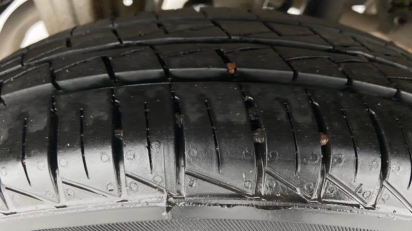 2020 Maruti Alto LXI, Petrol, Manual, 2,542 km, Right Rear Tyre Tread