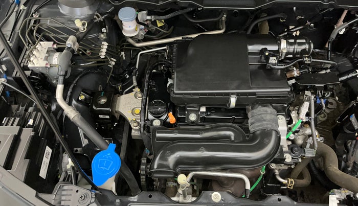 2024 Maruti BREZZA ZXI + SMART HYBRID, Petrol, Manual, 16,601 km, Engine View - Right