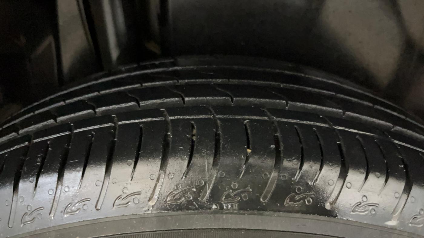 2024 Maruti BREZZA ZXI + SMART HYBRID, Petrol, Manual, 16,641 km, Right Rear Tyre Tread