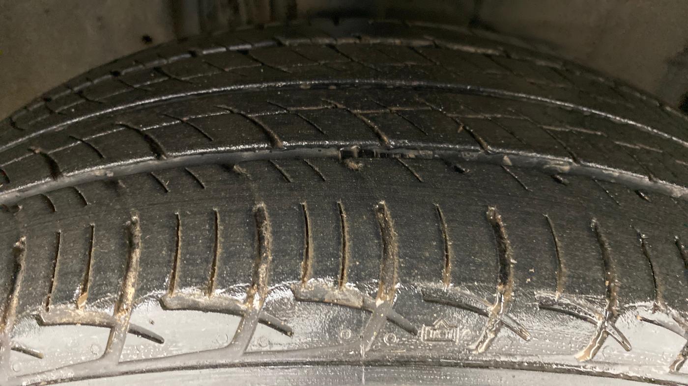 2021 Toyota YARIS G MT, Petrol, Manual, 20,754 km, Right Front Tyre Tread