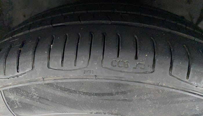 2019 Ford FREESTYLE TITANIUM 1.2 PETROL, Petrol, Manual, 58,579 km, Right Front Tyre Tread
