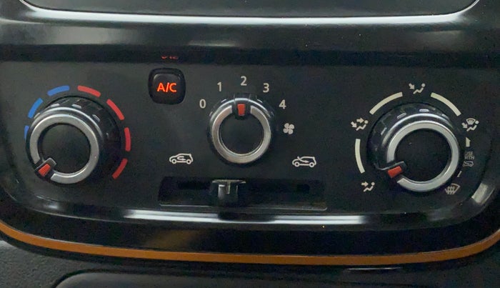 2017 Renault Kwid CLIMBER 1.0 AMT, Petrol, Automatic, 41,308 km, Dashboard - Air Re-circulation knob is not working