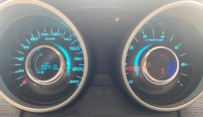 2017 Mahindra XUV500 W10, Diesel, Manual, 98,291 km, Odometer Image