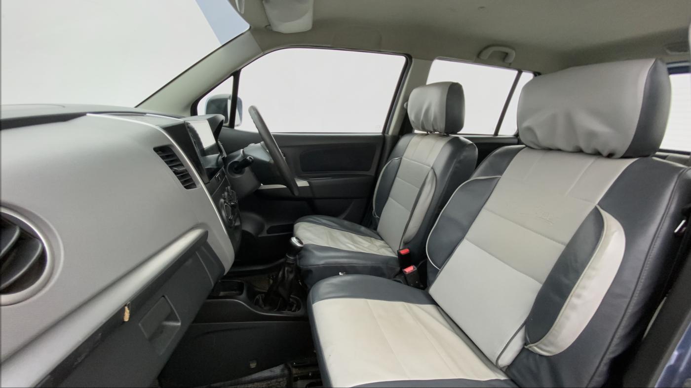 2012 Maruti Wagon R 1.0 VXI, CNG, Manual, 70,689 km, Right Side Front Door Cabin