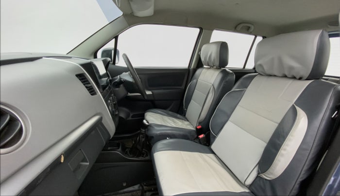 2012 Maruti Wagon R 1.0 VXI, CNG, Manual, 70,689 km, Right Side Front Door Cabin