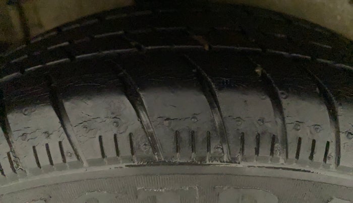 2018 Maruti Celerio VXI (O) CNG, CNG, Manual, 59,200 km, Right Rear Tyre Tread