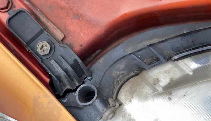 2011 Maruti Alto K10 LXI, Petrol, Manual, 58,924 km, Right headlight - Clamp has minor damage