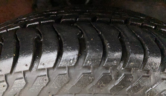 2011 Maruti Alto K10 LXI, Petrol, Manual, 58,924 km, Right Front Tyre Tread