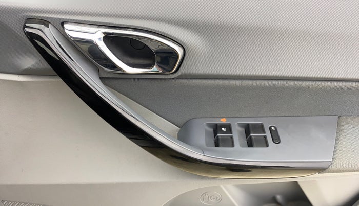 2020 Tata TIGOR XZA PLUS PETROL, Petrol, Automatic, 11,016 km, Driver Side Door Panels Control