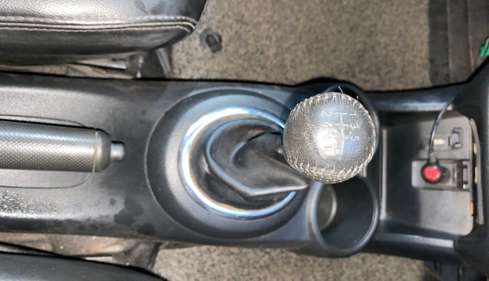 2016 Honda BR-V 1.5L I-VTEC VX, Petrol, Manual, 54,451 km, Gear Lever