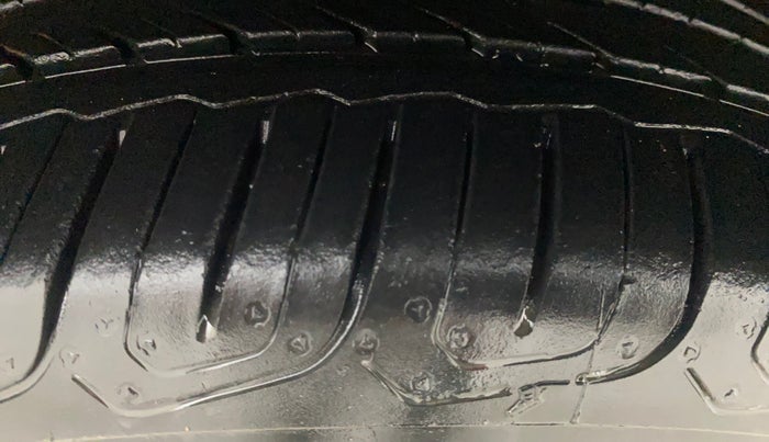 2019 Ford Ecosport TITANIUM 1.5L SIGNATURE EDITION (SUNROOF) PETROL, Petrol, Manual, 53,991 km, Left Front Tyre Tread