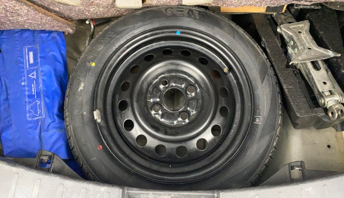 2015 Maruti Wagon R 1.0 VXI AMT, Petrol, Automatic, 39,617 km, Spare Tyre