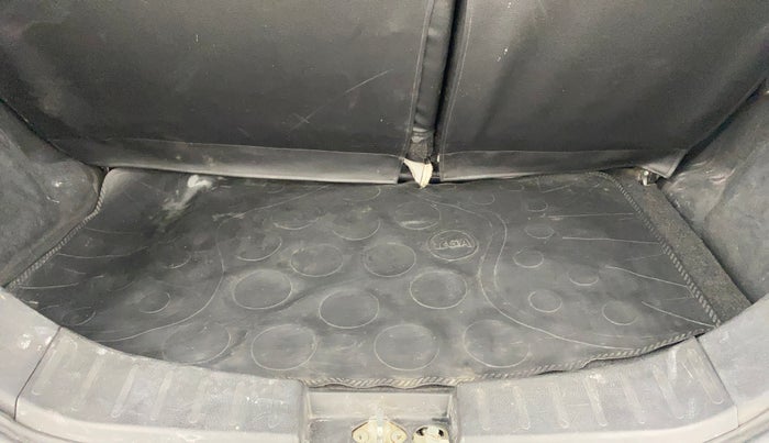 2015 Maruti Wagon R 1.0 VXI AMT, Petrol, Automatic, 39,617 km, Boot Inside