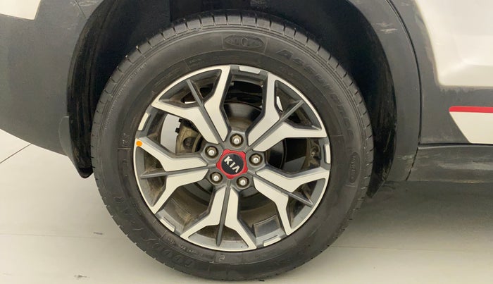 2020 KIA SELTOS GTX PLUS 1.4 PETROL, Petrol, Manual, 20,450 km, Right Rear Wheel