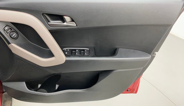 2016 Hyundai Creta SX PLUS 1.6 PETROL, Petrol, Manual, 51,580 km, Driver Side Door Panels Control