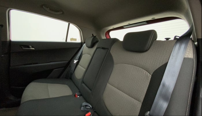2016 Hyundai Creta SX PLUS 1.6 PETROL, Petrol, Manual, 51,580 km, Right Side Rear Door Cabin