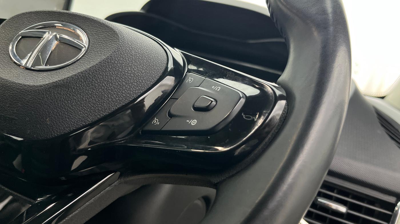 2022 Tata NEXON XZA PLUS (HS) PETROL, Petrol, Automatic, 24,827 km, Adaptive Cruise Control