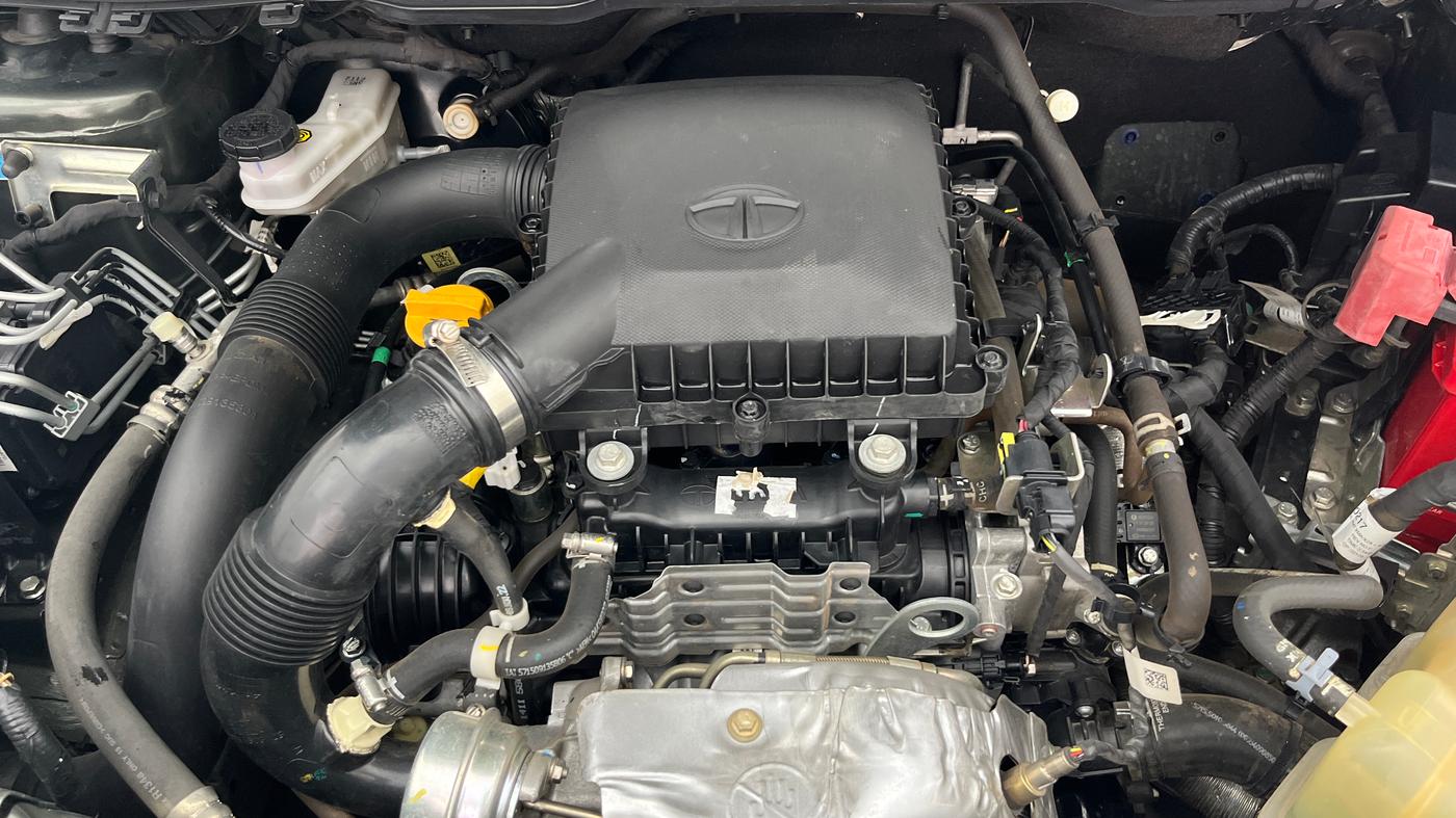 2022 Tata NEXON XZA PLUS (HS) PETROL, Petrol, Automatic, 24,827 km, Engine View