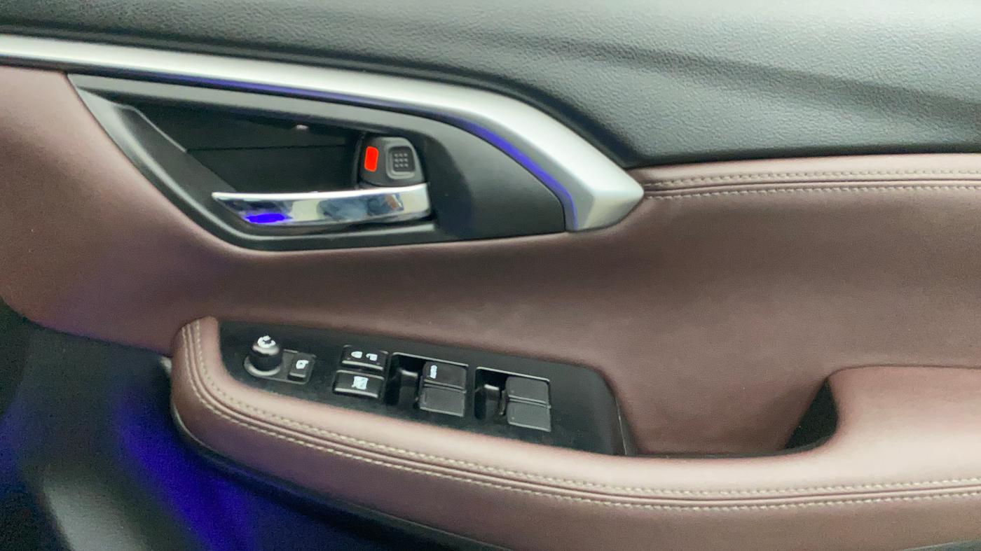 2022 Maruti Grand Vitara ZETA SMART HYBRID, Petrol, Manual, 21,640 km, Driver Side Door Panels Control
