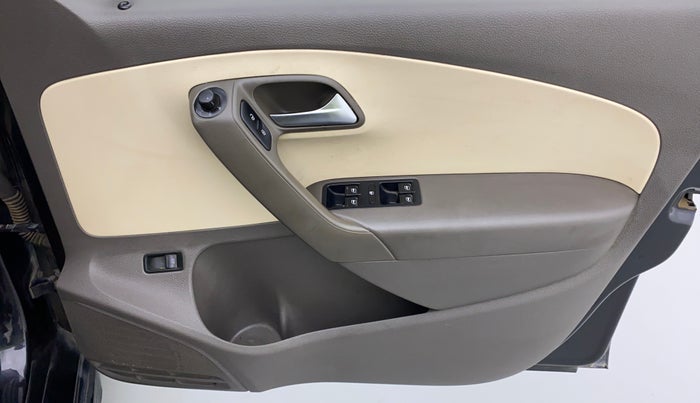 2015 Volkswagen Vento HIGHLINE TDI AT, Diesel, Automatic, 63,344 km, Driver Side Door Panels Control